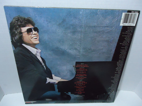 Ronnie Milsap ‎– There's No Gettin' Over Me